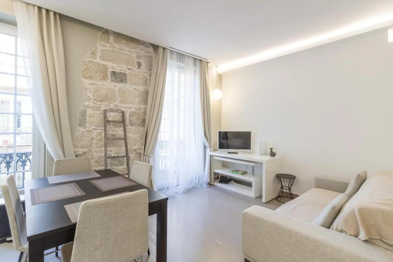 Private Apartment Located In The "Carre D'Or Nice" المظهر الخارجي الصورة