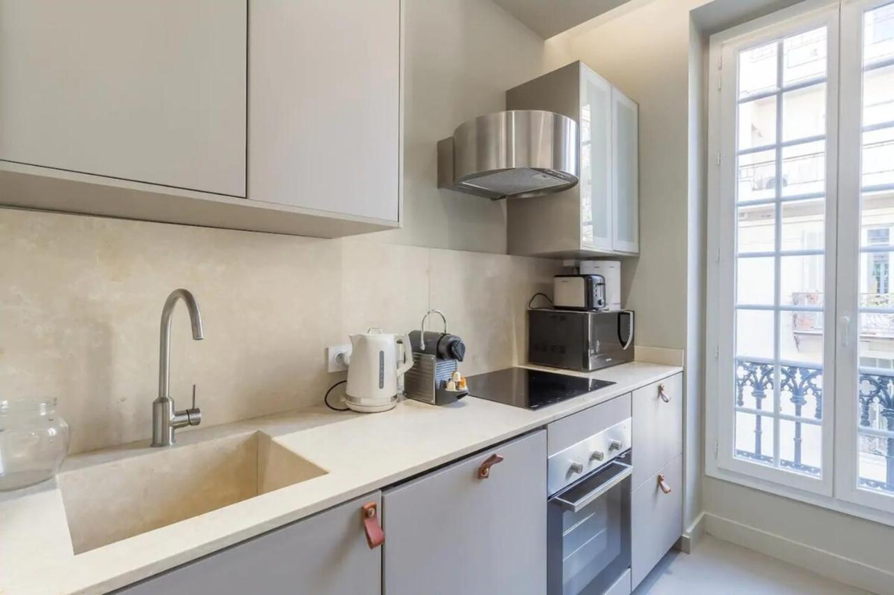Private Apartment Located In The "Carre D'Or Nice" المظهر الخارجي الصورة